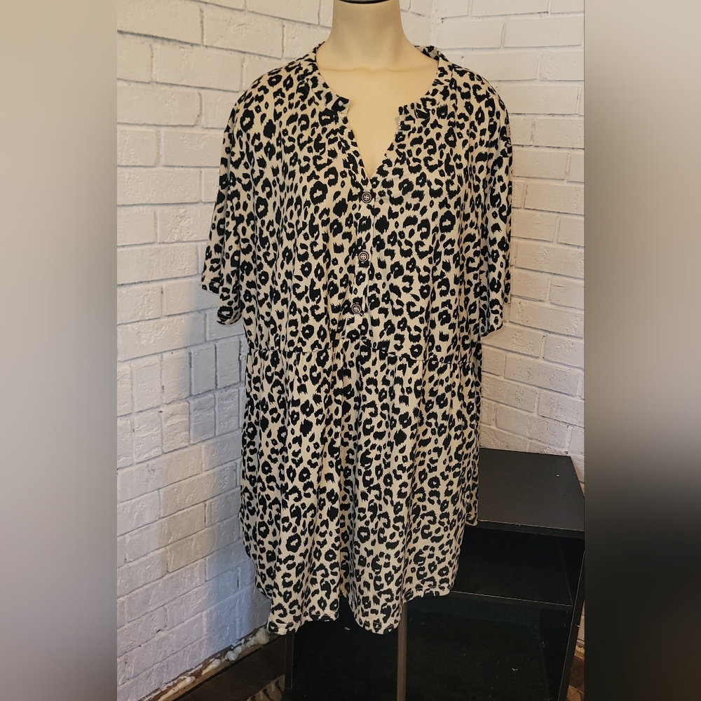 Cheetah Print Tunic Top Size 24W